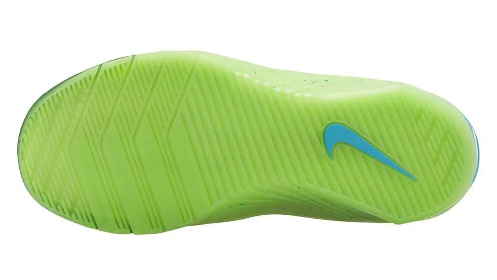 Nike Metcon 5 AMP - in BLACK / FIRE PINK / GREEN / STRIKE BLUE FURY