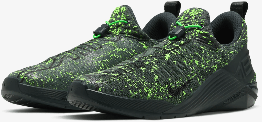 quarter view of Nike React Metcon Men's CrossFit Training Shoe in Seaweed/Green Spark/Vintage Green