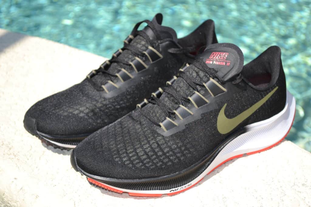 Nike Air Zoom Pegasus 37 - Side View 1