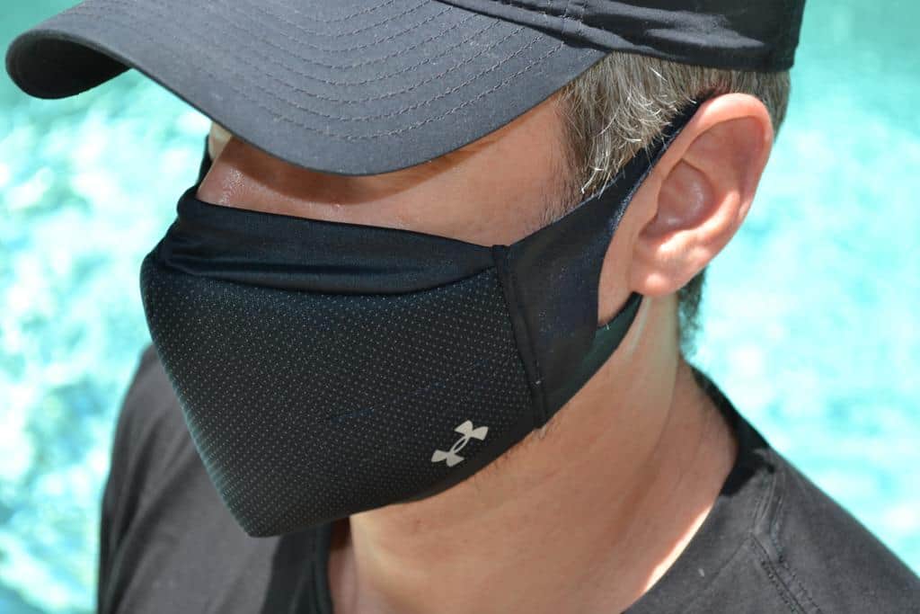 UA SPORTSMASK - Facemask for athletes and exercising - on face