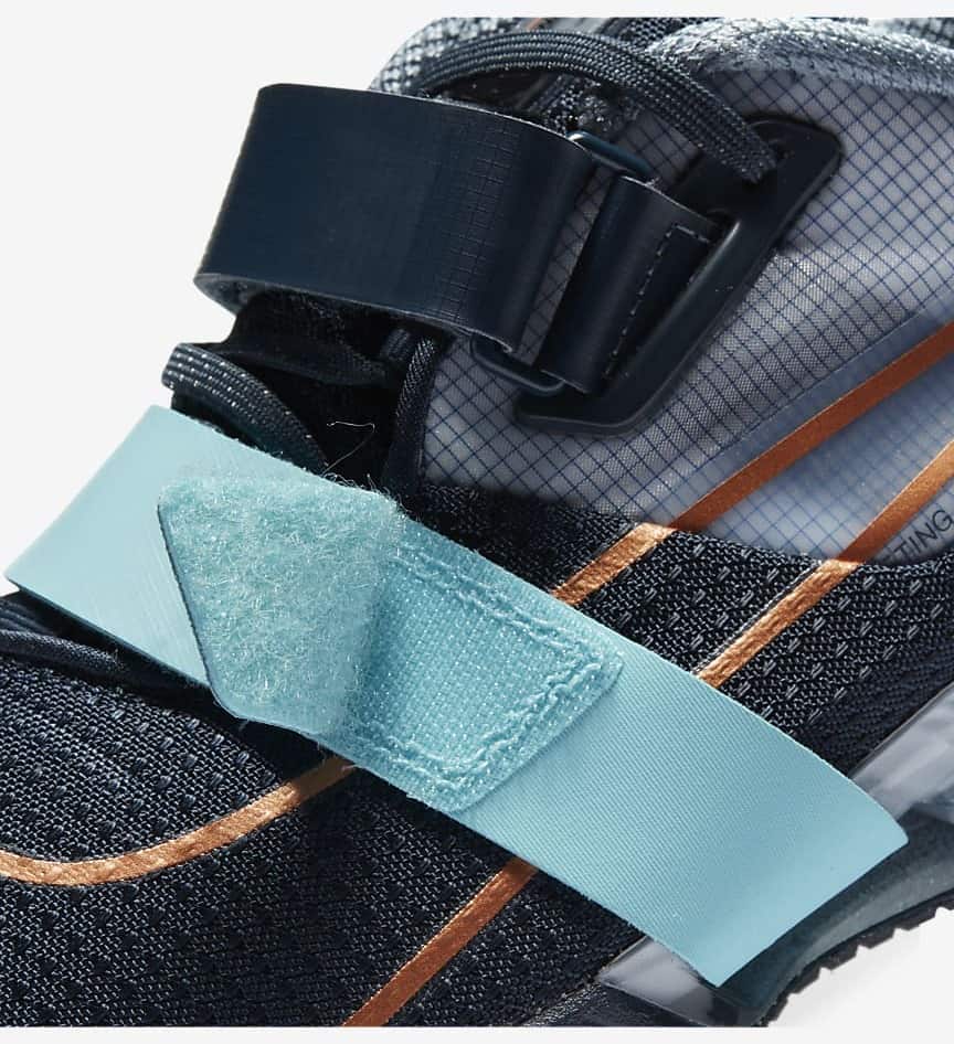 Nike Romaleos 4 close-up strap