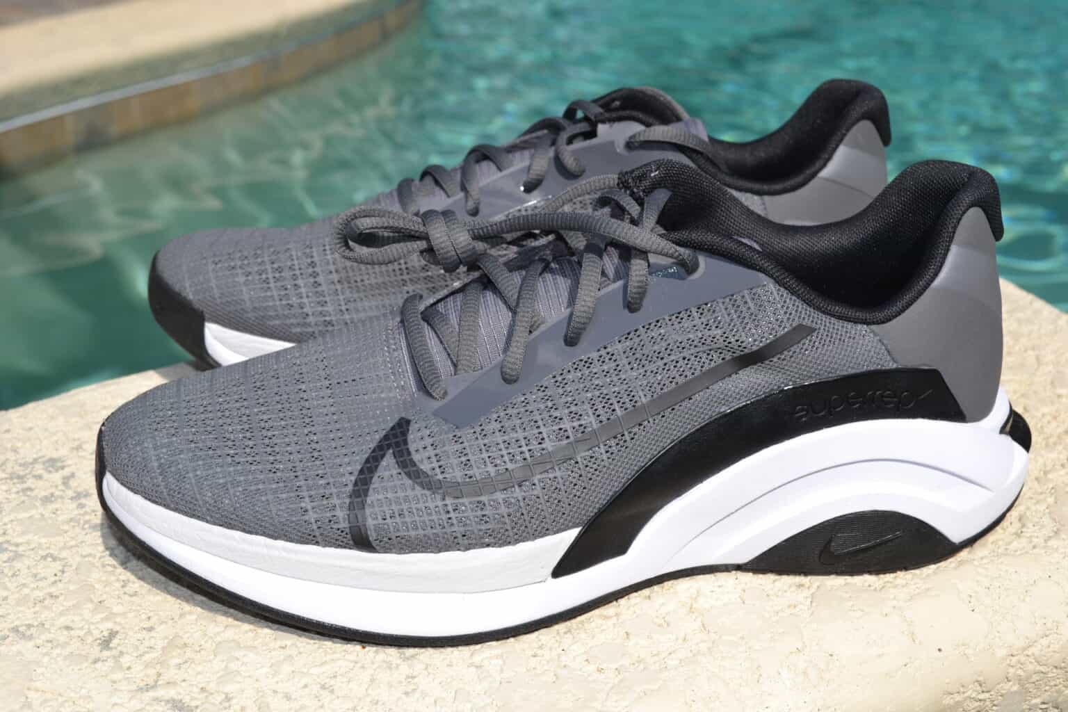 nike zoomx superrep surge men's training shoes stores