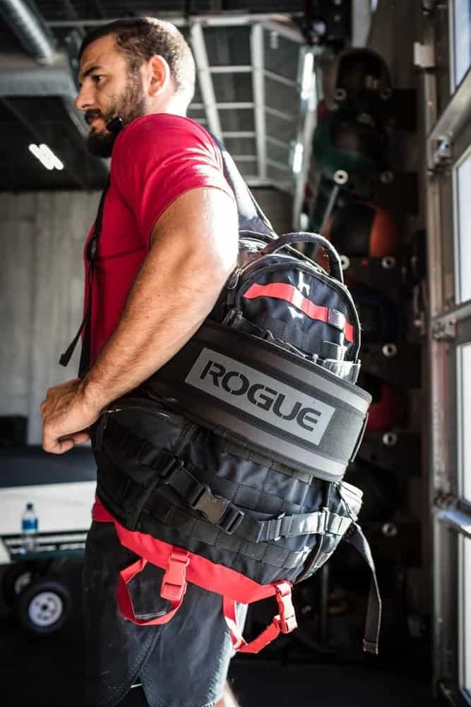 Rogue USA Nylon Lifting Belt with athlete