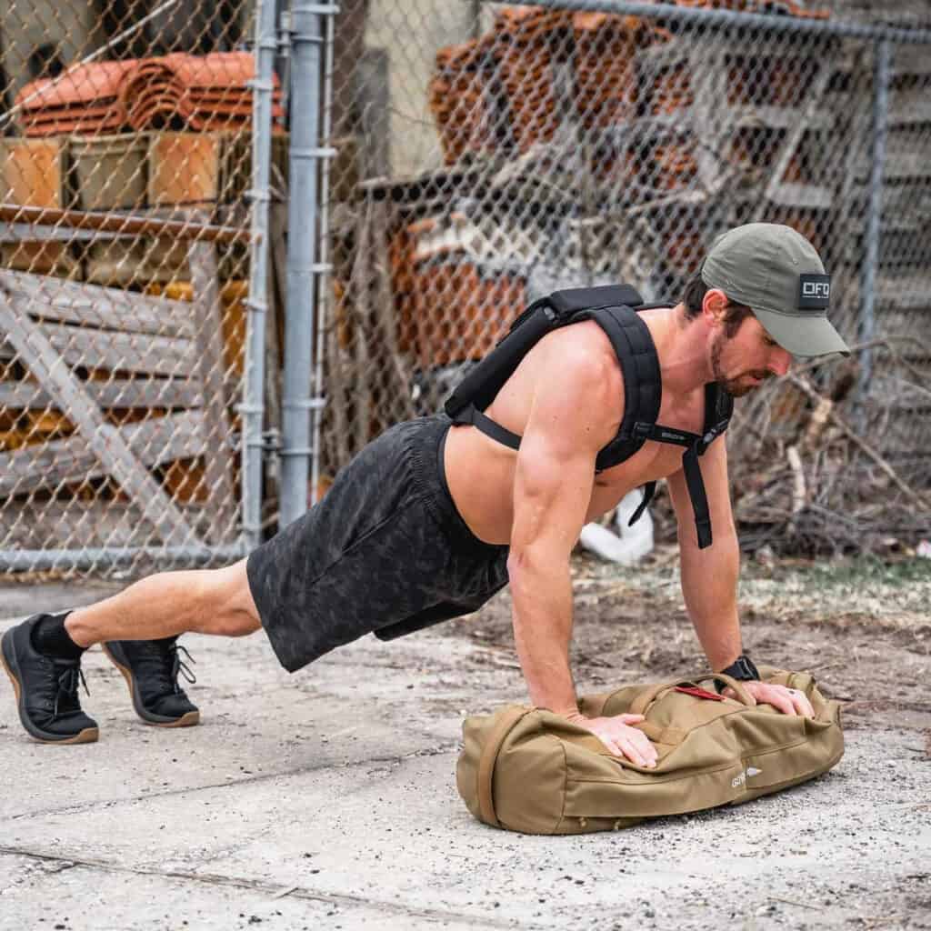 GORUCK Men’s American Training Shorts dark camo push up with plates