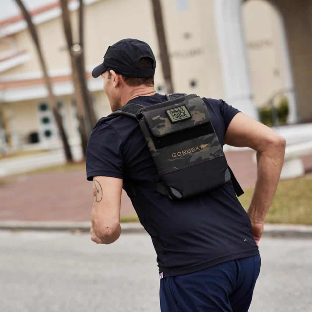 GORUCK Ruck Plate Carrier 2.0 black multicam running