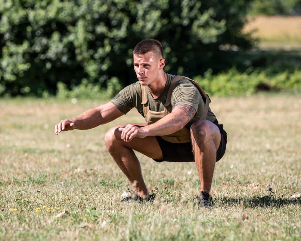 Rogue Plate Carrier squat