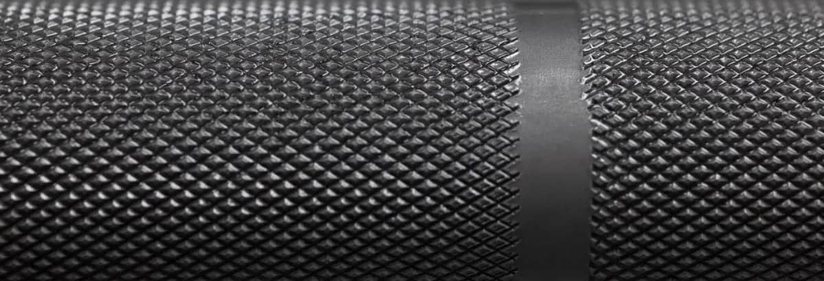 Rep Fitness Excalibur 20 kg - Stainless Steel knurling closeup