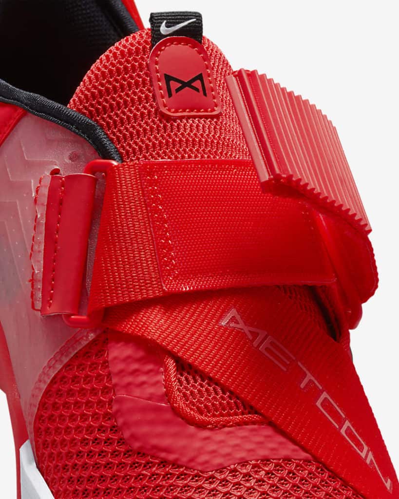 Nike Metcon 7 FlyEase strap