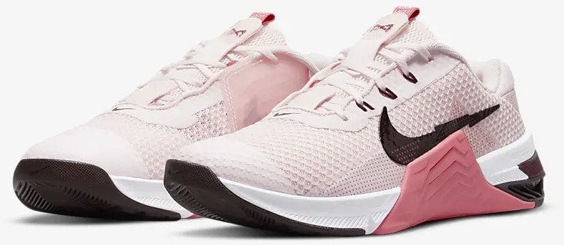 Nike Metcon 7 Light Soft Pink quarter left